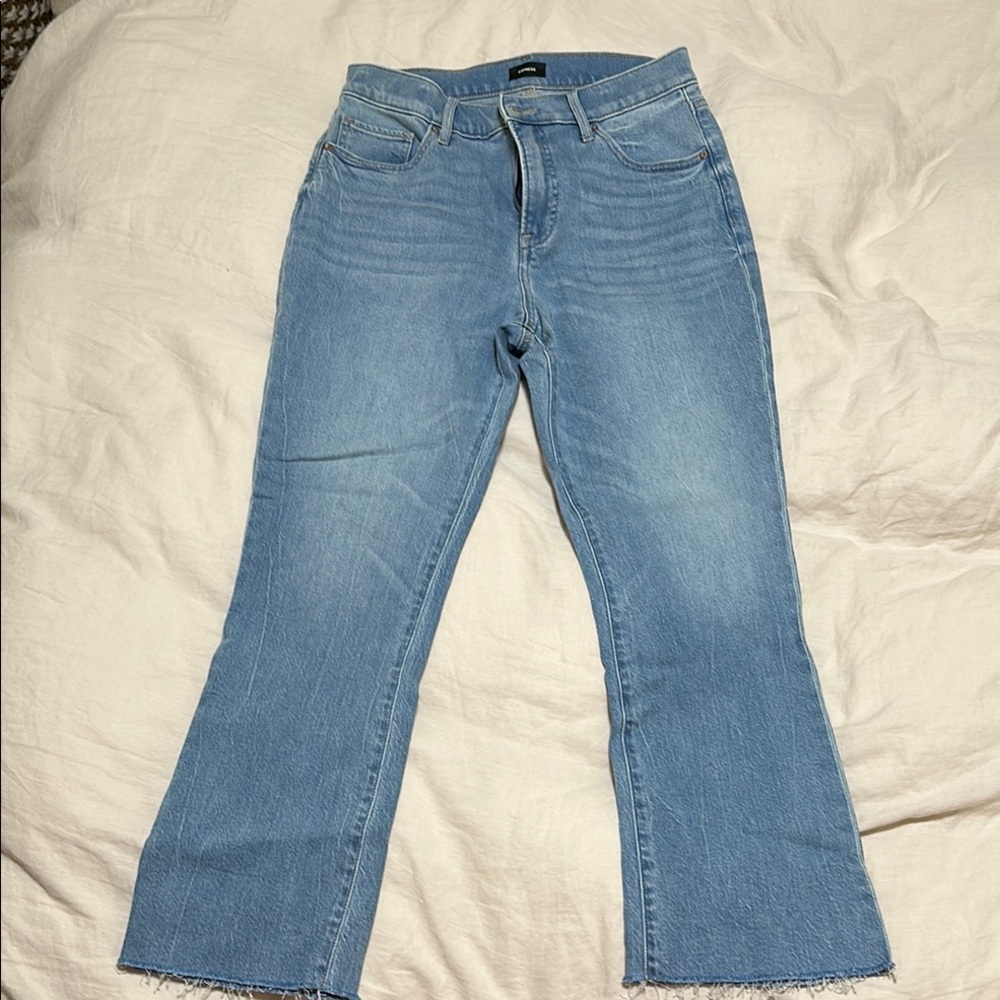 Express cropped flare jeans size 8R